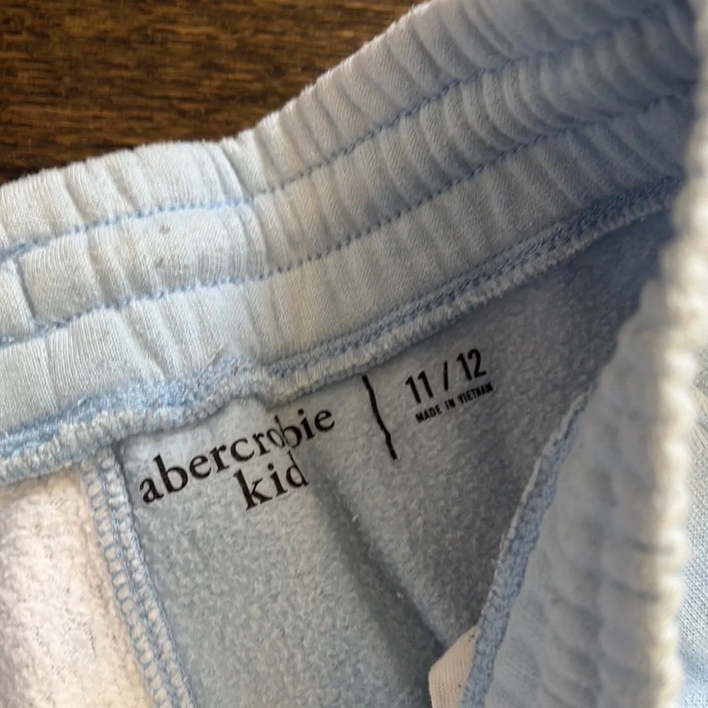 Kids Blue Tie-Dye Joggers by Abercrombie and Fitch (size 11-12)